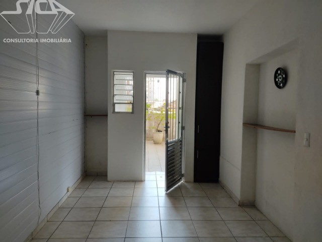 Prédio Inteiro à venda e aluguel, 200m² - Foto 1