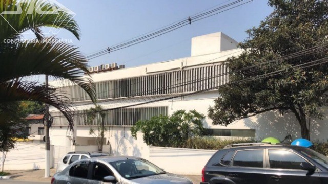 Prédio Inteiro para alugar, 600m² - Foto 2