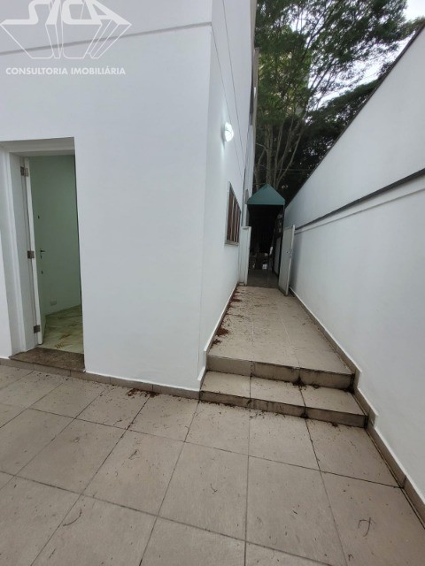 Prédio Inteiro para alugar com 4 quartos, 250m² - Foto 28