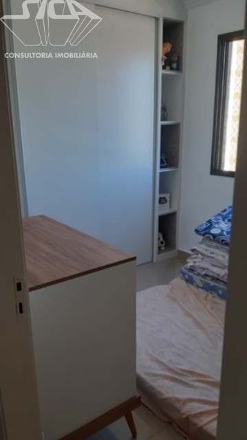 Apartamento à venda com 3 quartos, 75m² - Foto 17