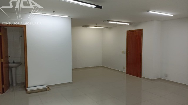 Prédio Inteiro para alugar com 4 quartos, 250m² - Foto 29