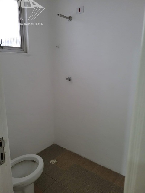 Prédio Inteiro para alugar com 4 quartos, 250m² - Foto 14