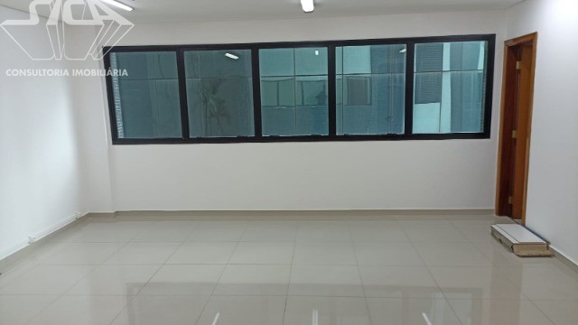 Prédio Inteiro para alugar com 4 quartos, 250m² - Foto 32