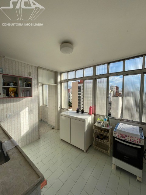 Apartamento à venda com 3 quartos, 265m² - Foto 9