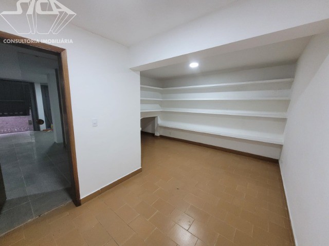 Prédio Inteiro para alugar com 4 quartos, 250m² - Foto 26