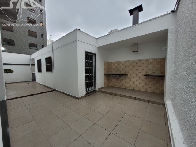 Prédio Inteiro para alugar com 4 quartos, 250m² - Foto 40