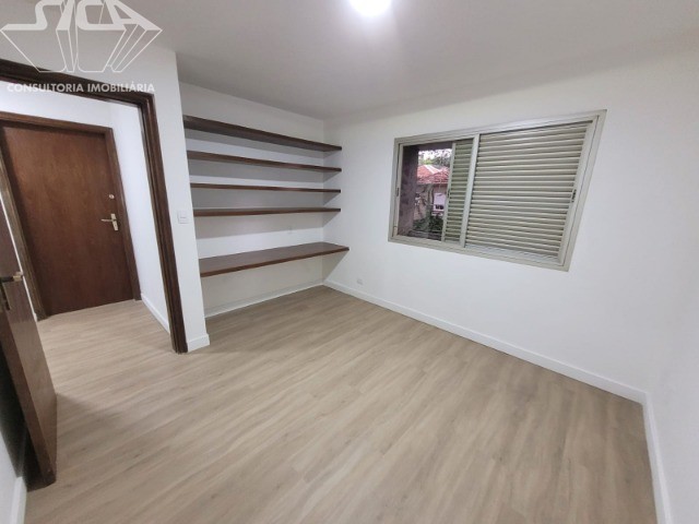 Prédio Inteiro para alugar com 4 quartos, 250m² - Foto 11