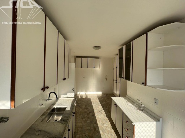 Apartamento para alugar com 2 quartos, 76m² - Foto 13