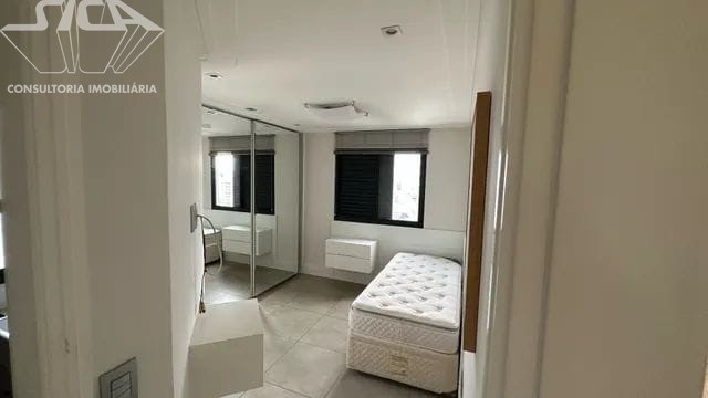 Cobertura à venda com 3 quartos, 200m² - Foto 13