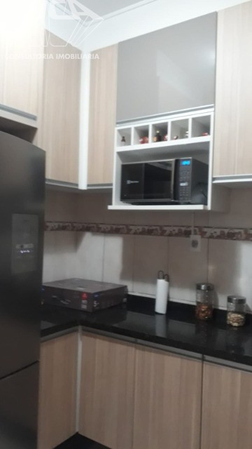 Sobrado à venda com 2 quartos, 200m² - Foto 11