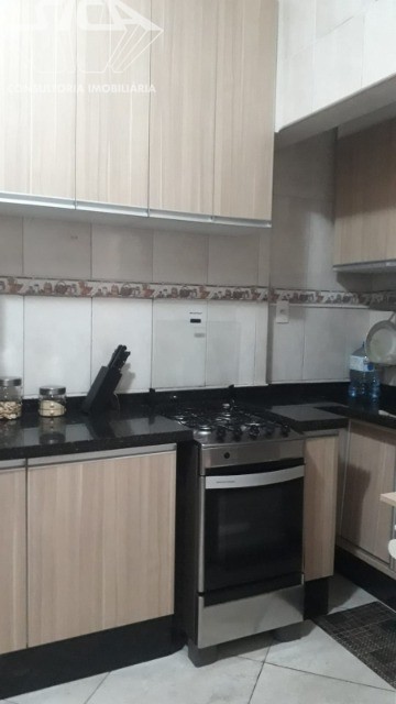 Sobrado à venda com 2 quartos, 200m² - Foto 12