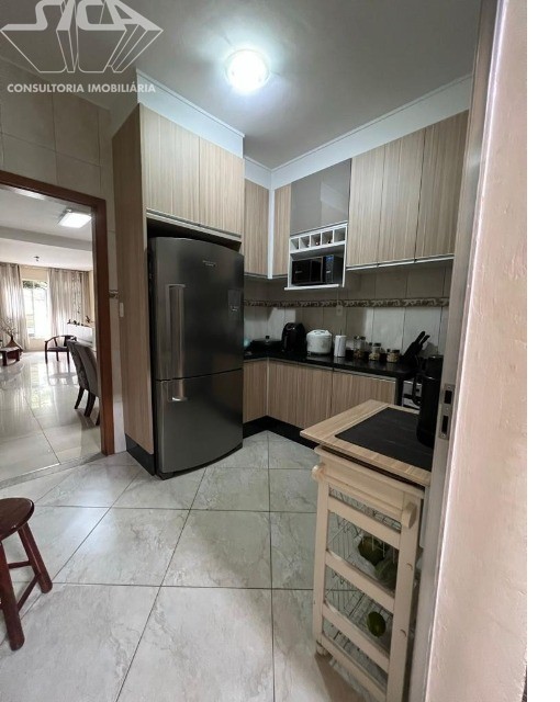 Sobrado à venda com 2 quartos, 200m² - Foto 16