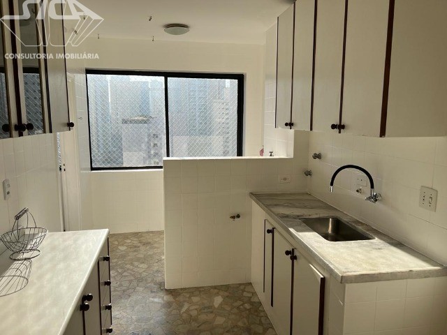 Apartamento para alugar com 2 quartos, 76m² - Foto 12