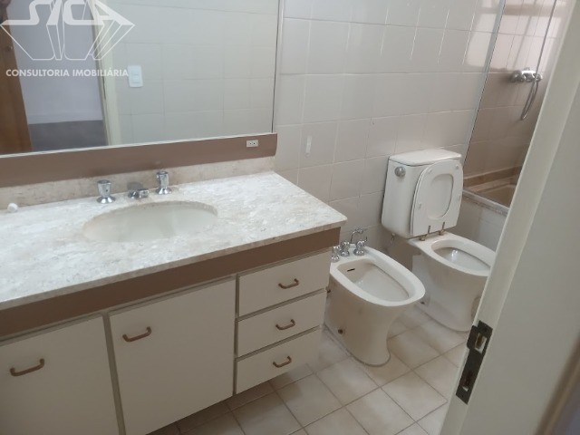 Apartamento para alugar com 4 quartos, 208m² - Foto 57