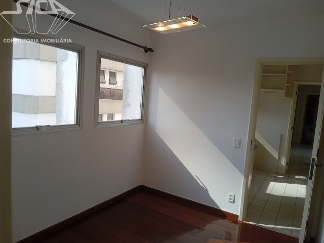 Apartamento para alugar com 4 quartos, 208m² - Foto 28