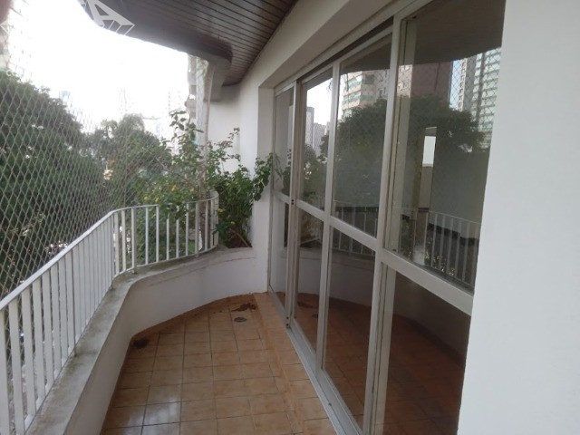 Apartamento para alugar com 4 quartos, 208m² - Foto 52