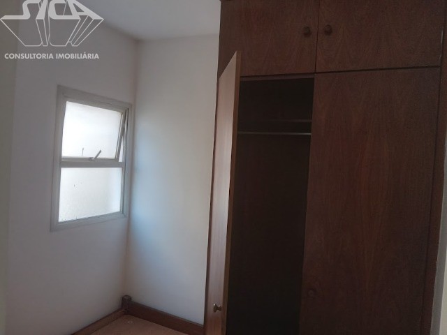 Apartamento para alugar com 4 quartos, 208m² - Foto 42