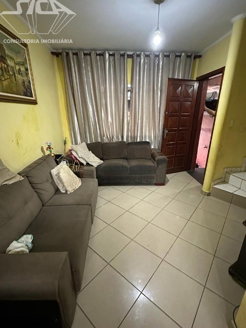 Sobrado à venda com 3 quartos, 110m² - Foto 2
