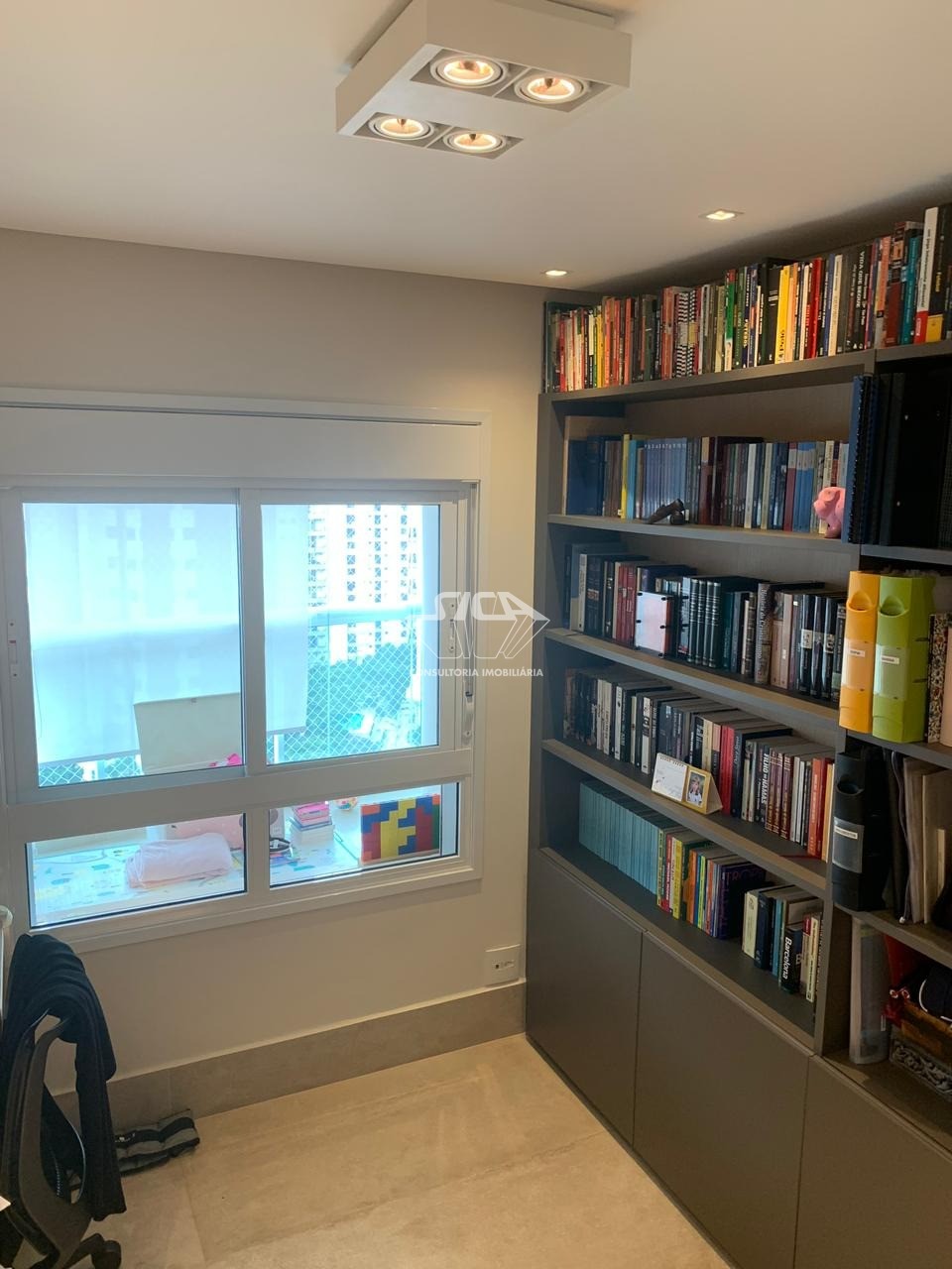 Apartamento à venda com 3 quartos, 271m² - Foto 14