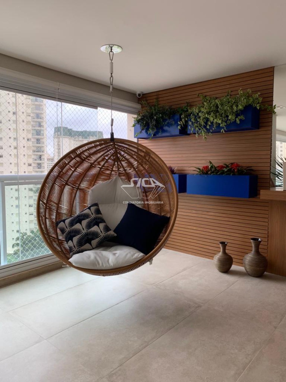 Apartamento à venda com 3 quartos, 271m² - Foto 1