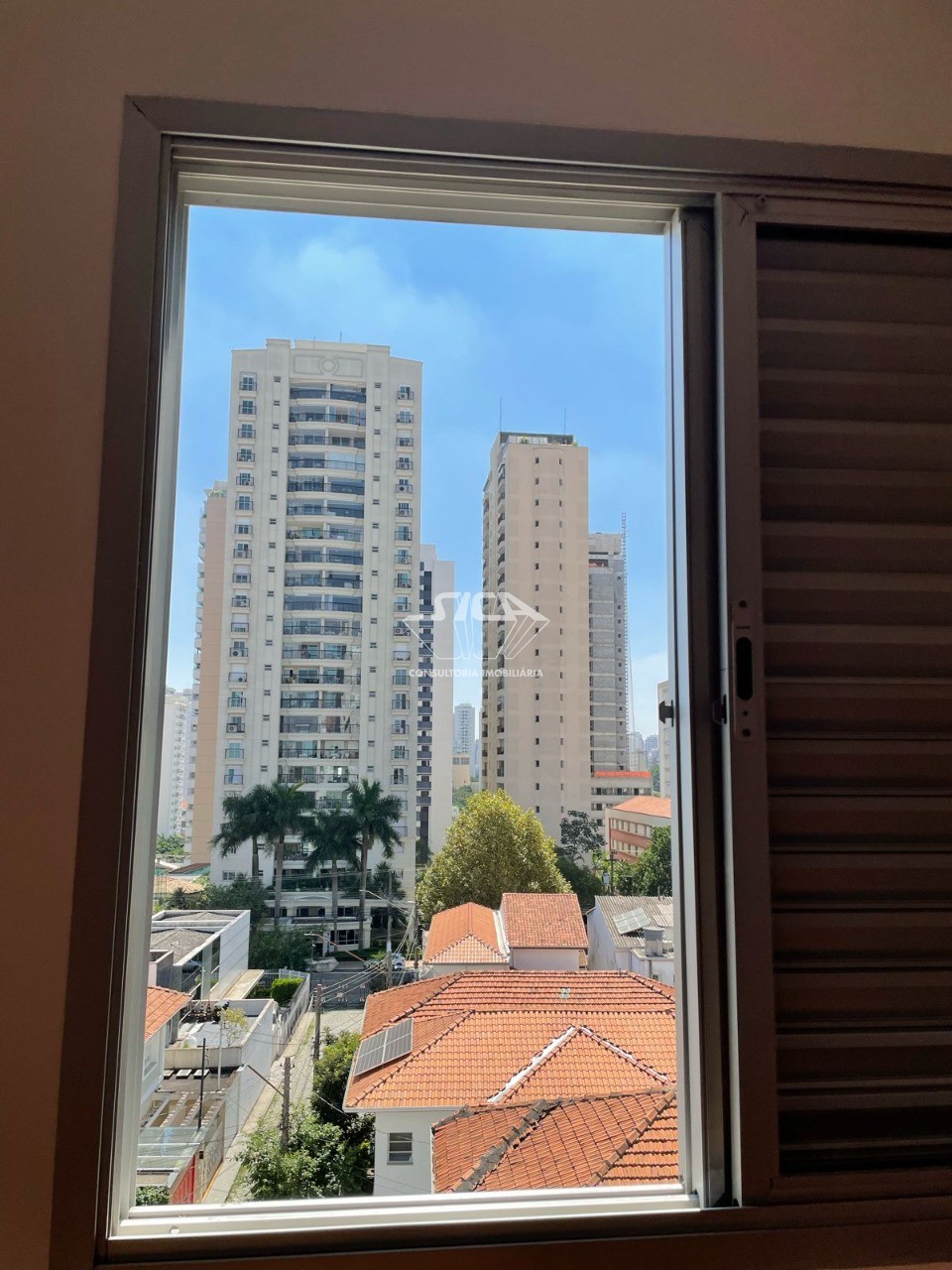 Apartamento à venda com 2 quartos, 80m² - Foto 3