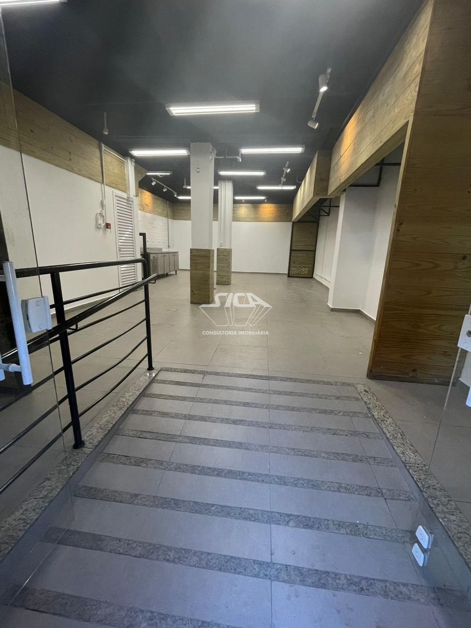 Loja-Salão para alugar, 130m² - Foto 1