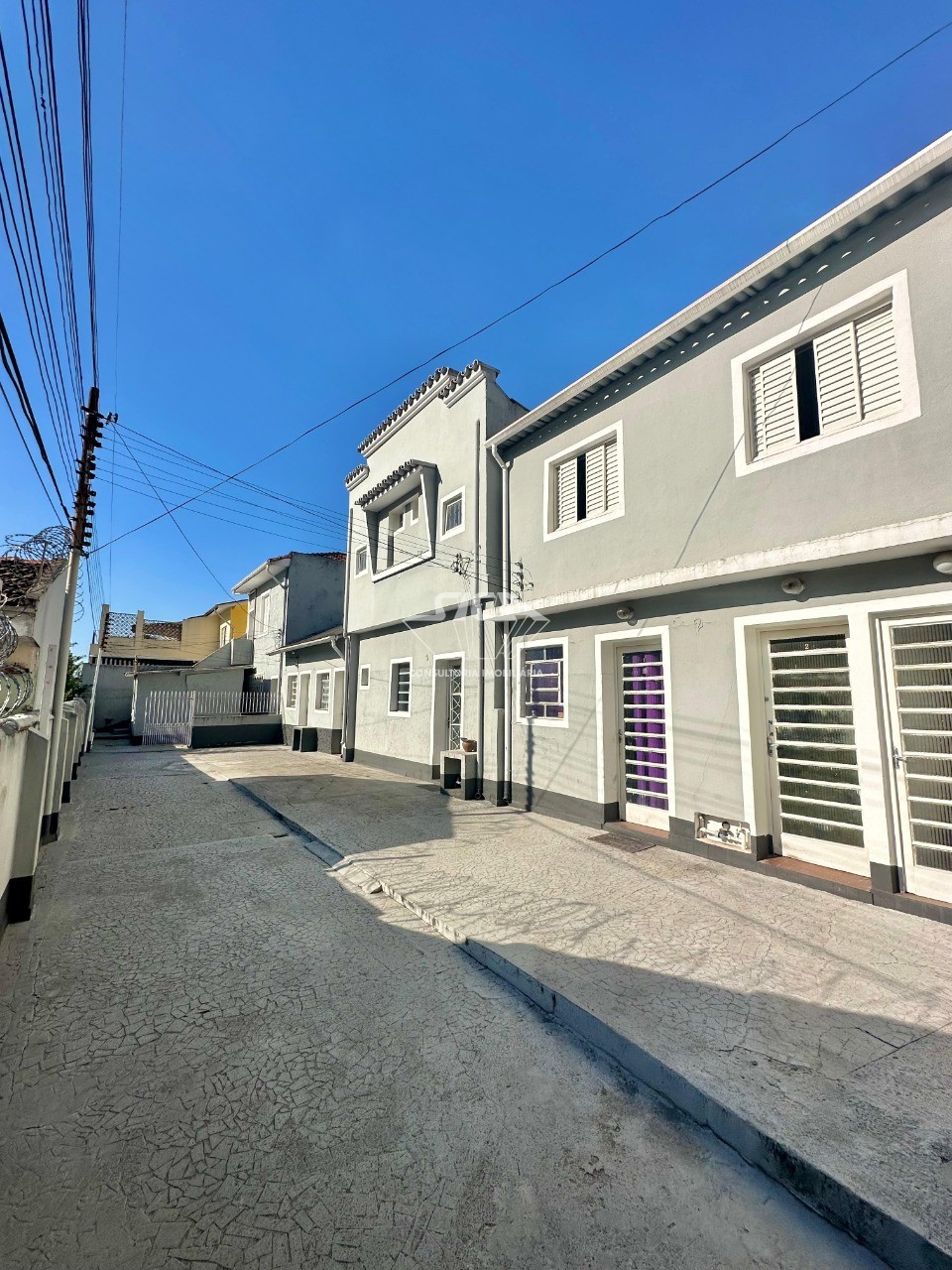 Casa à venda com 5 quartos, 700m² - Foto 1