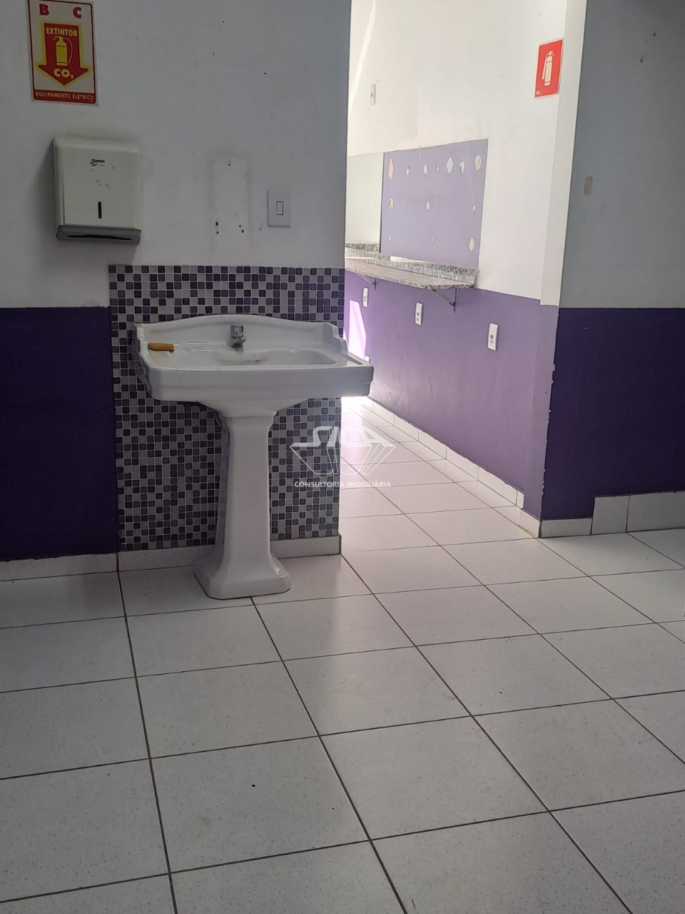 Loja-Salão para alugar, 300m² - Foto 13