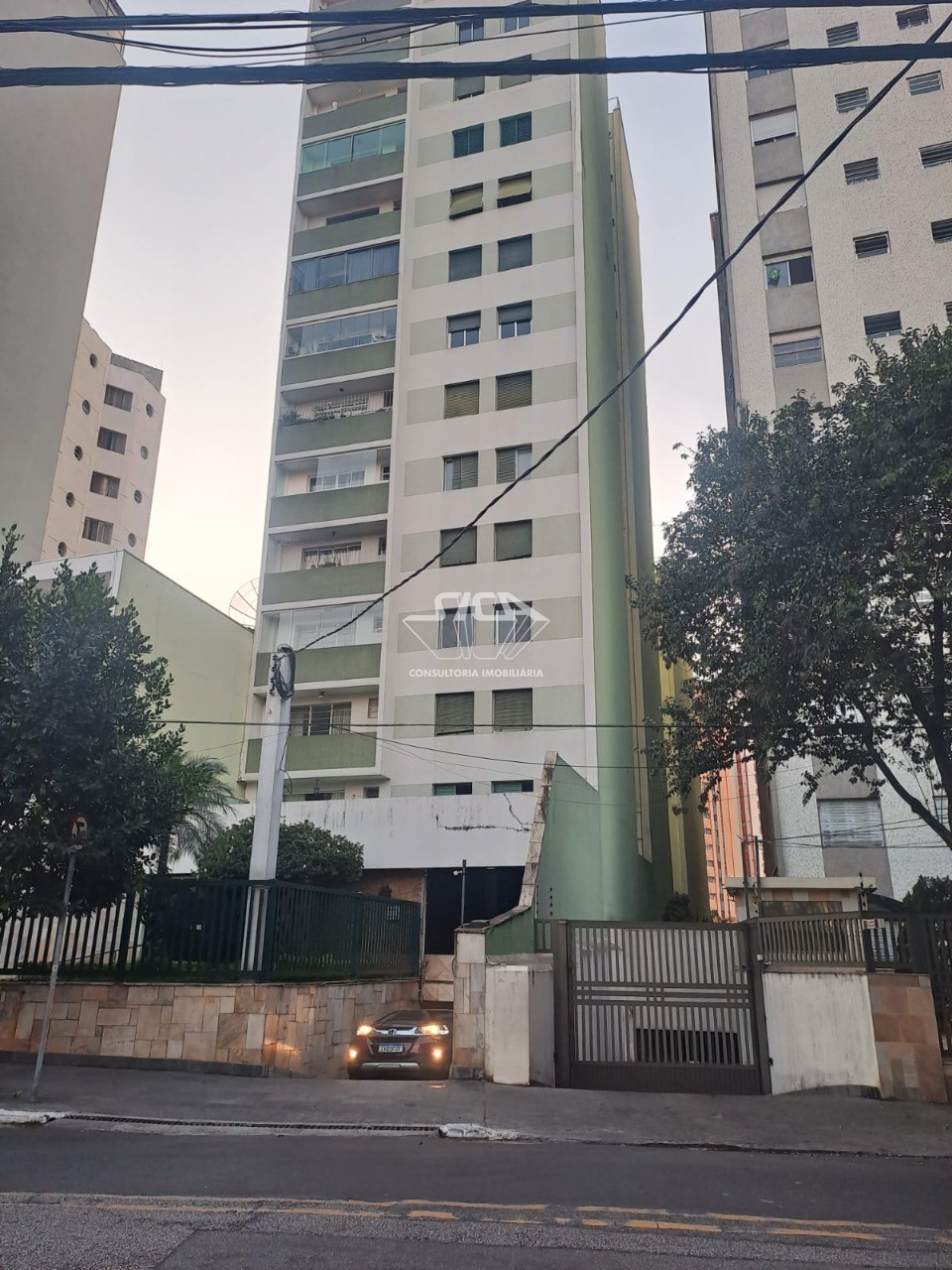 Apartamento à venda com 2 quartos, 83m² - Foto 1