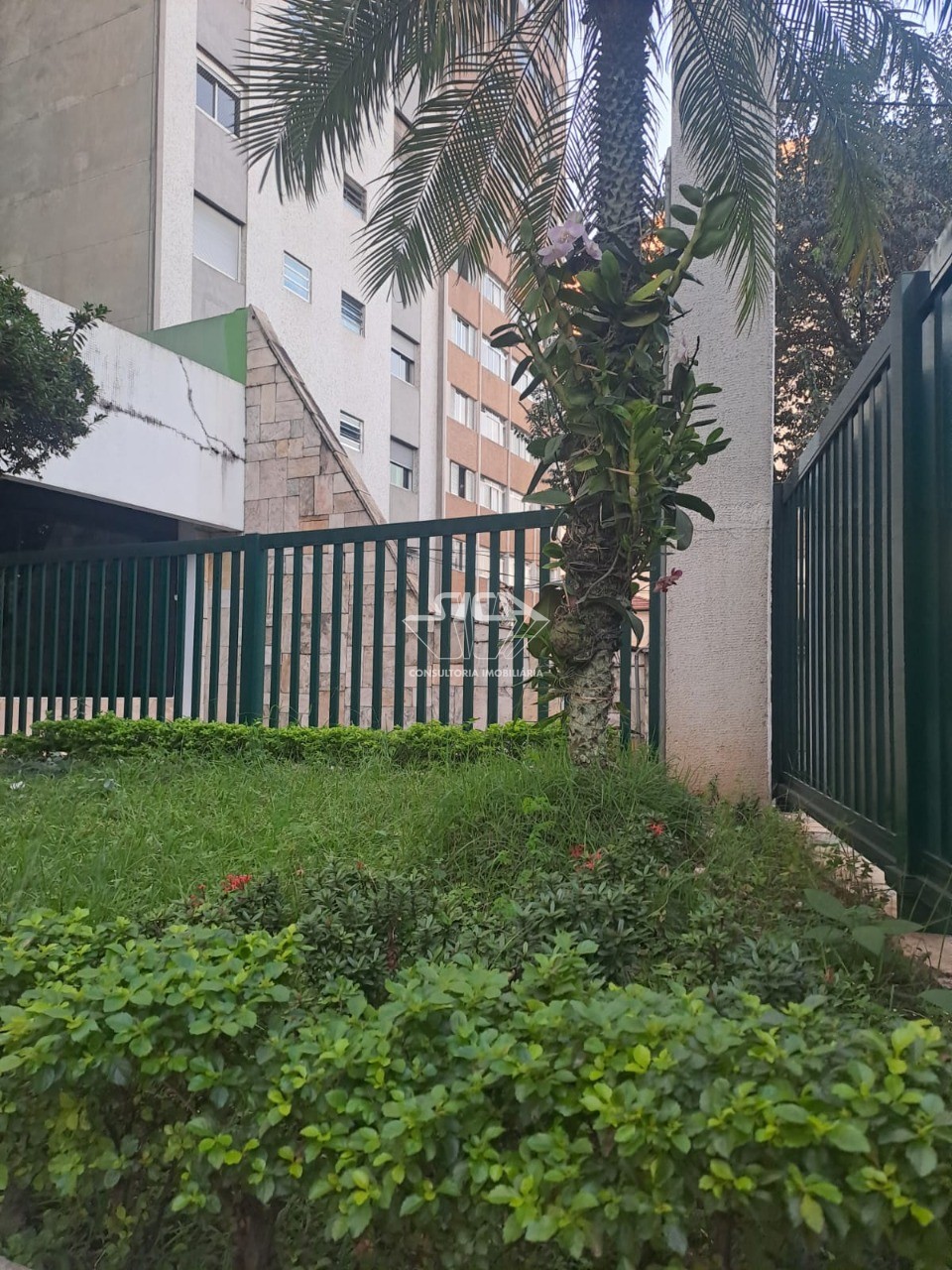 Apartamento à venda com 2 quartos, 83m² - Foto 32