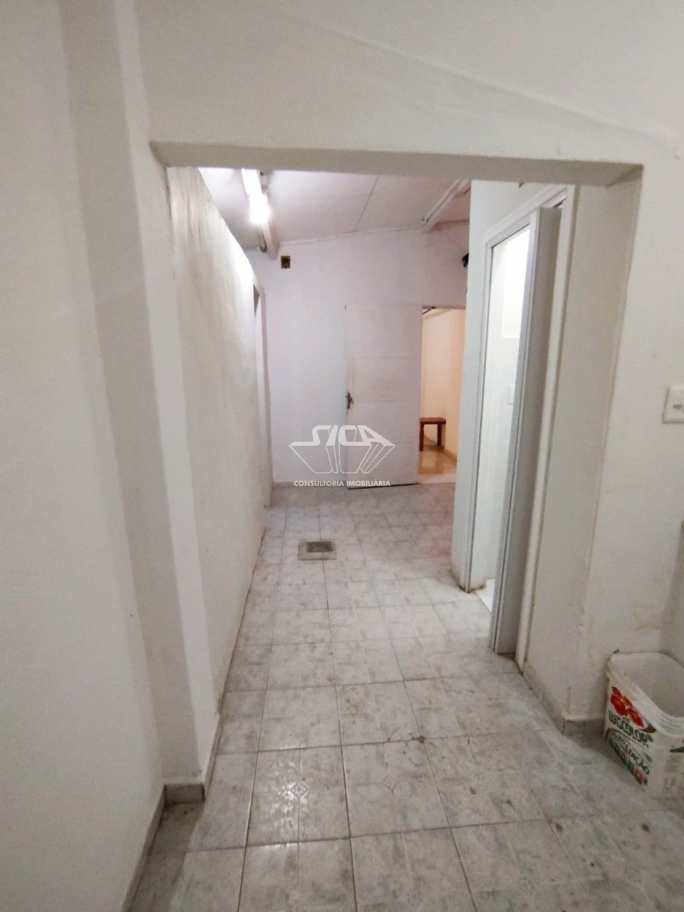 Prédio Inteiro para alugar com 5 quartos, 150m² - Foto 16