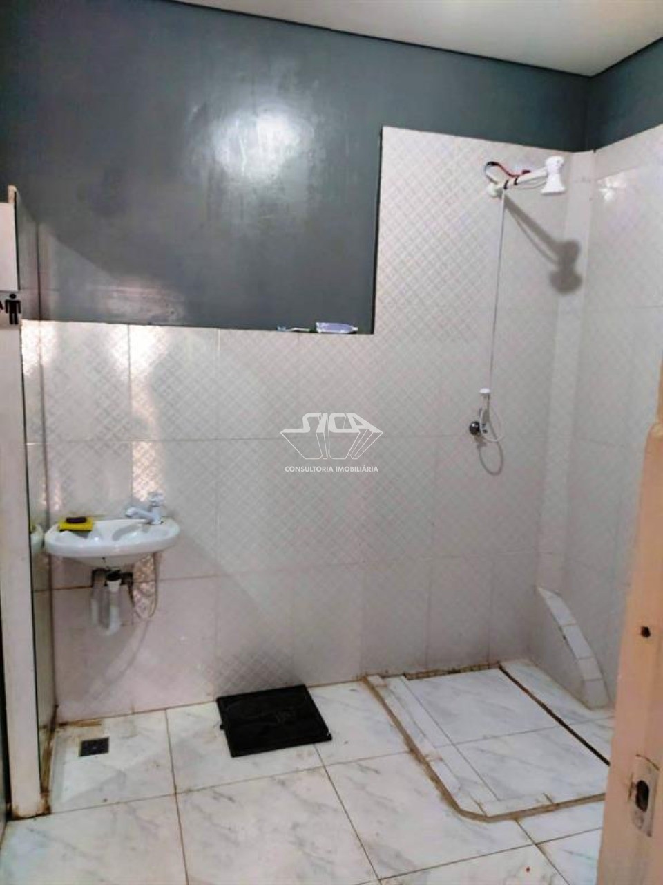 Prédio Inteiro para alugar com 5 quartos, 150m² - Foto 14