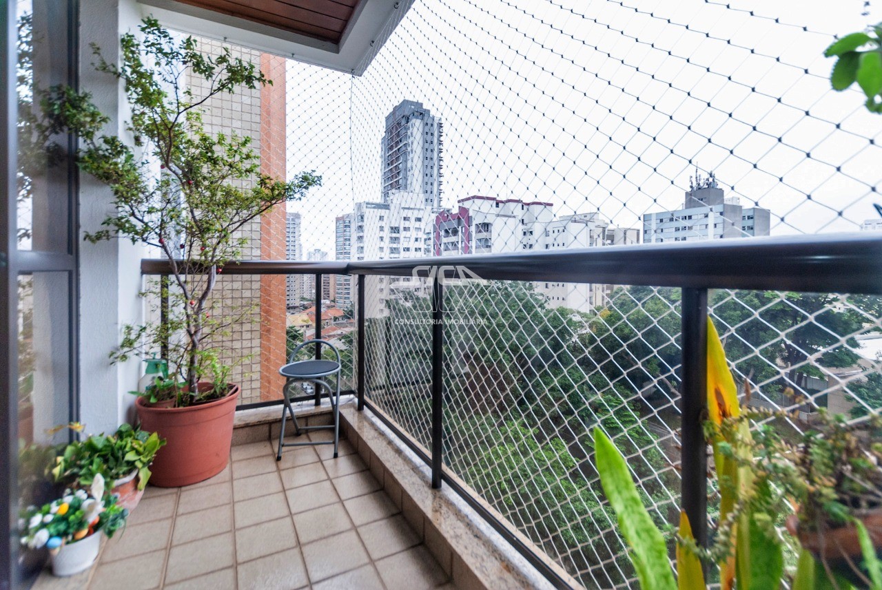 Apartamento à venda com 4 quartos, 140m² - Foto 35