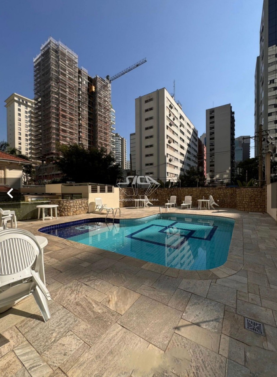 Apartamento à venda com 5 quartos, 200m² - Foto 2