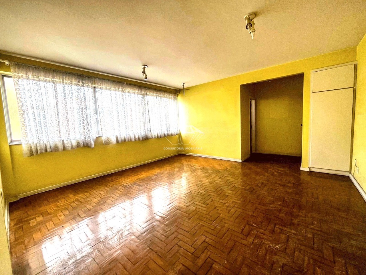 Apartamento à venda com 2 quartos, 112m² - Foto 5