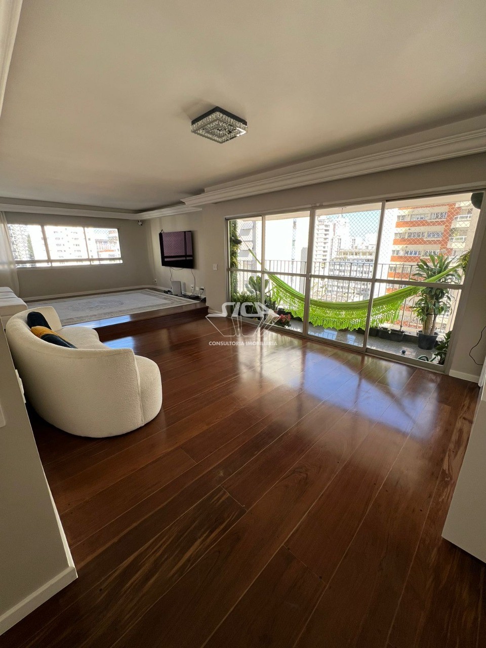 Apartamento à venda com 5 quartos, 200m² - Foto 7