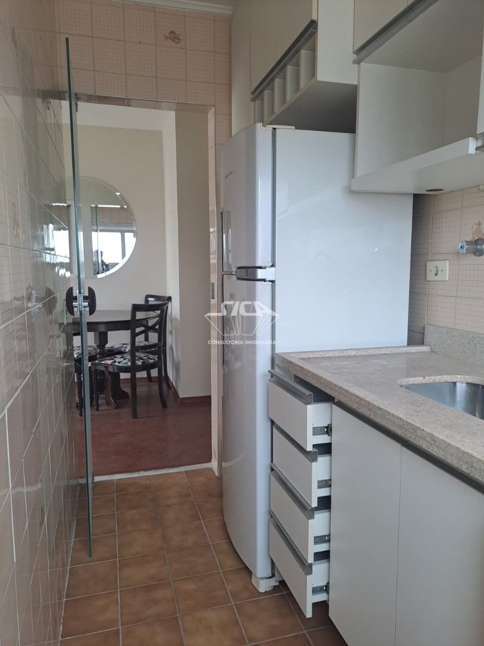 Apartamento para alugar com 1 quarto, 37m² - Foto 13