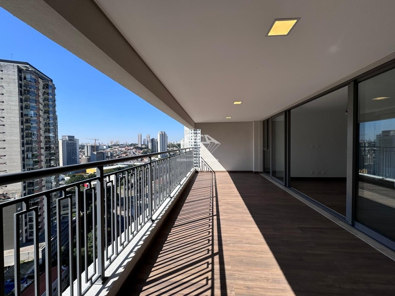 Apartamento à venda com 4 quartos, 144m² - Foto 11