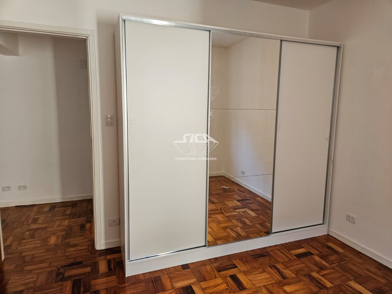 Apartamento para alugar com 1 quarto, 49m² - Foto 11