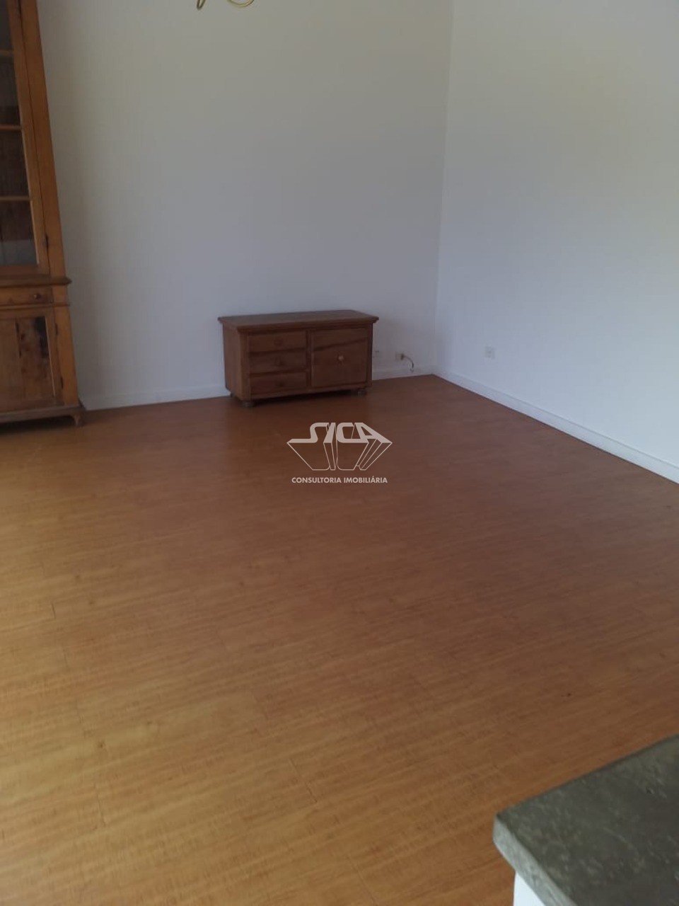 Apartamento à venda com 3 quartos, 180m² - Foto 4