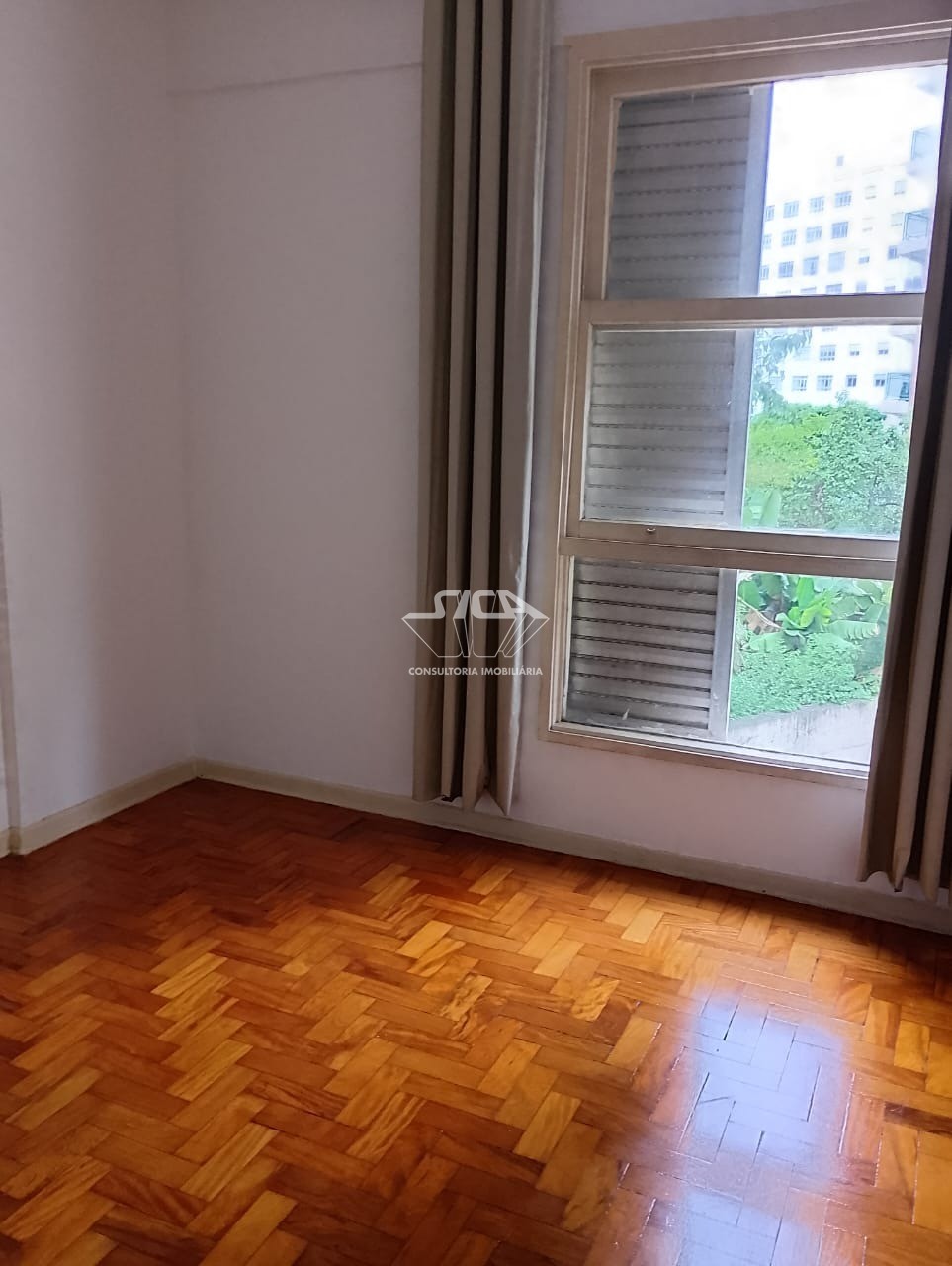 Apartamento para alugar com 3 quartos, 110m² - Foto 16