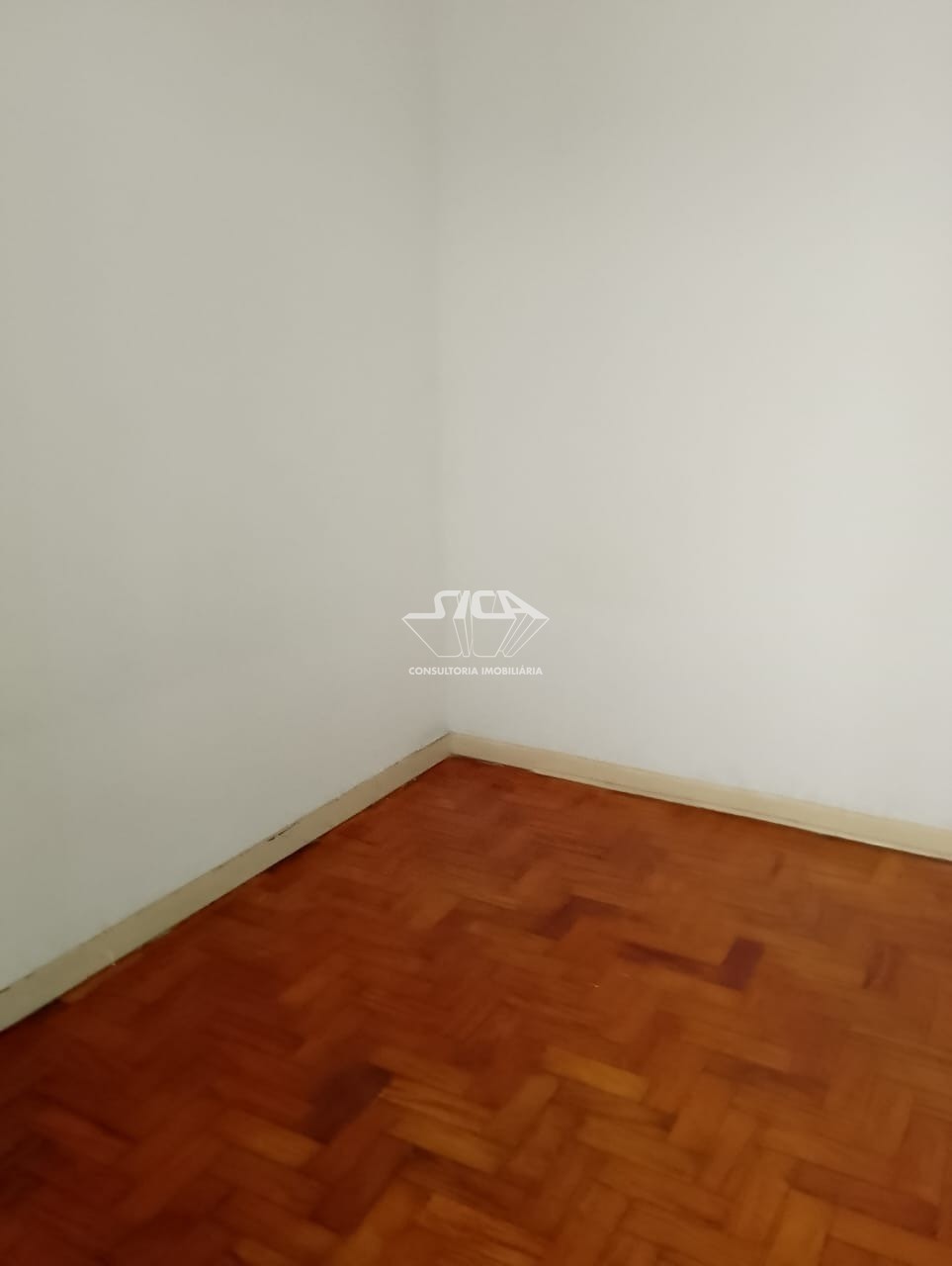 Apartamento para alugar com 3 quartos, 110m² - Foto 17