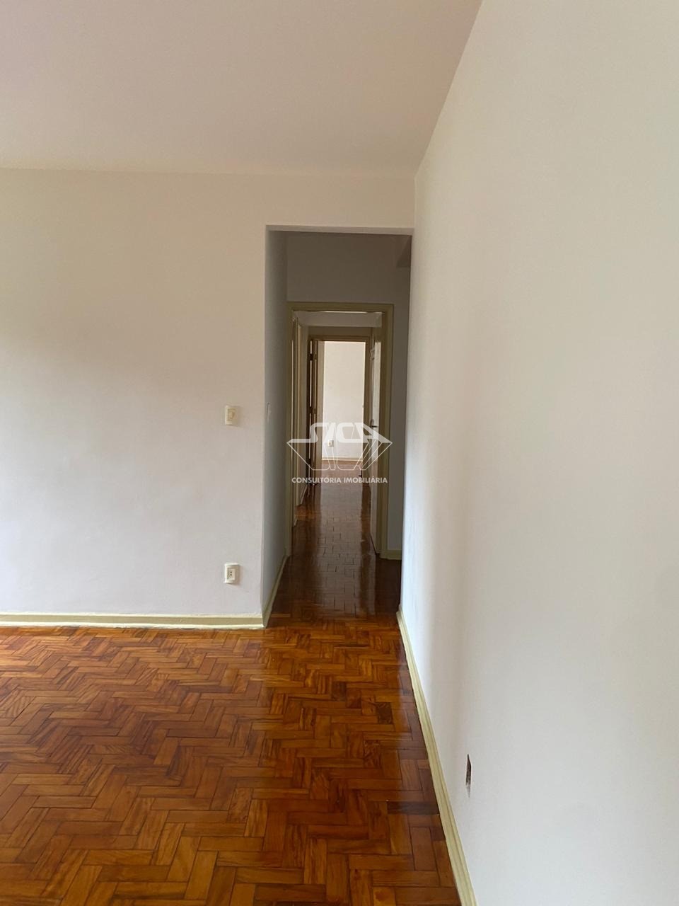 Apartamento para alugar com 3 quartos, 110m² - Foto 11