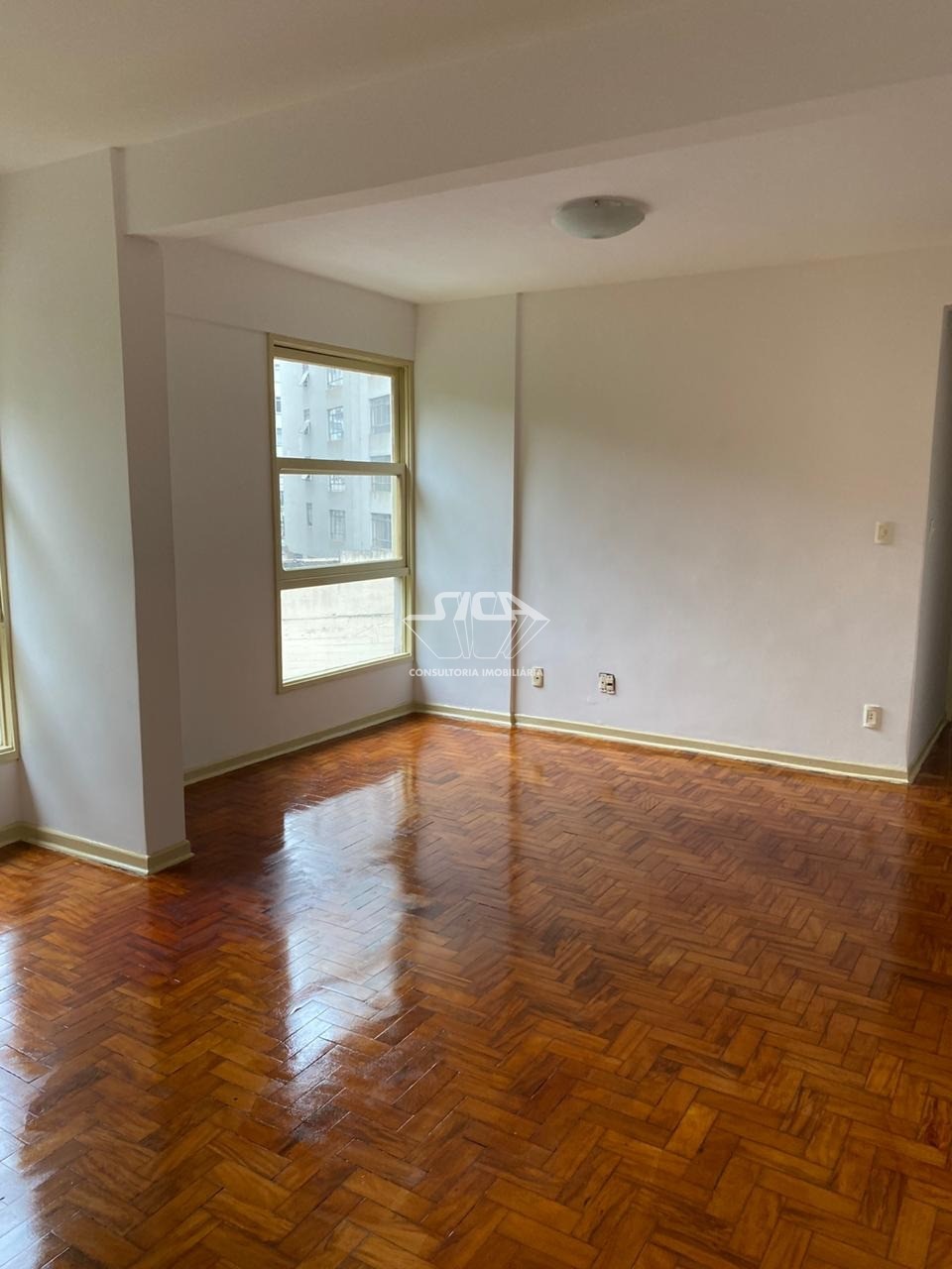 Apartamento para alugar com 3 quartos, 110m² - Foto 8