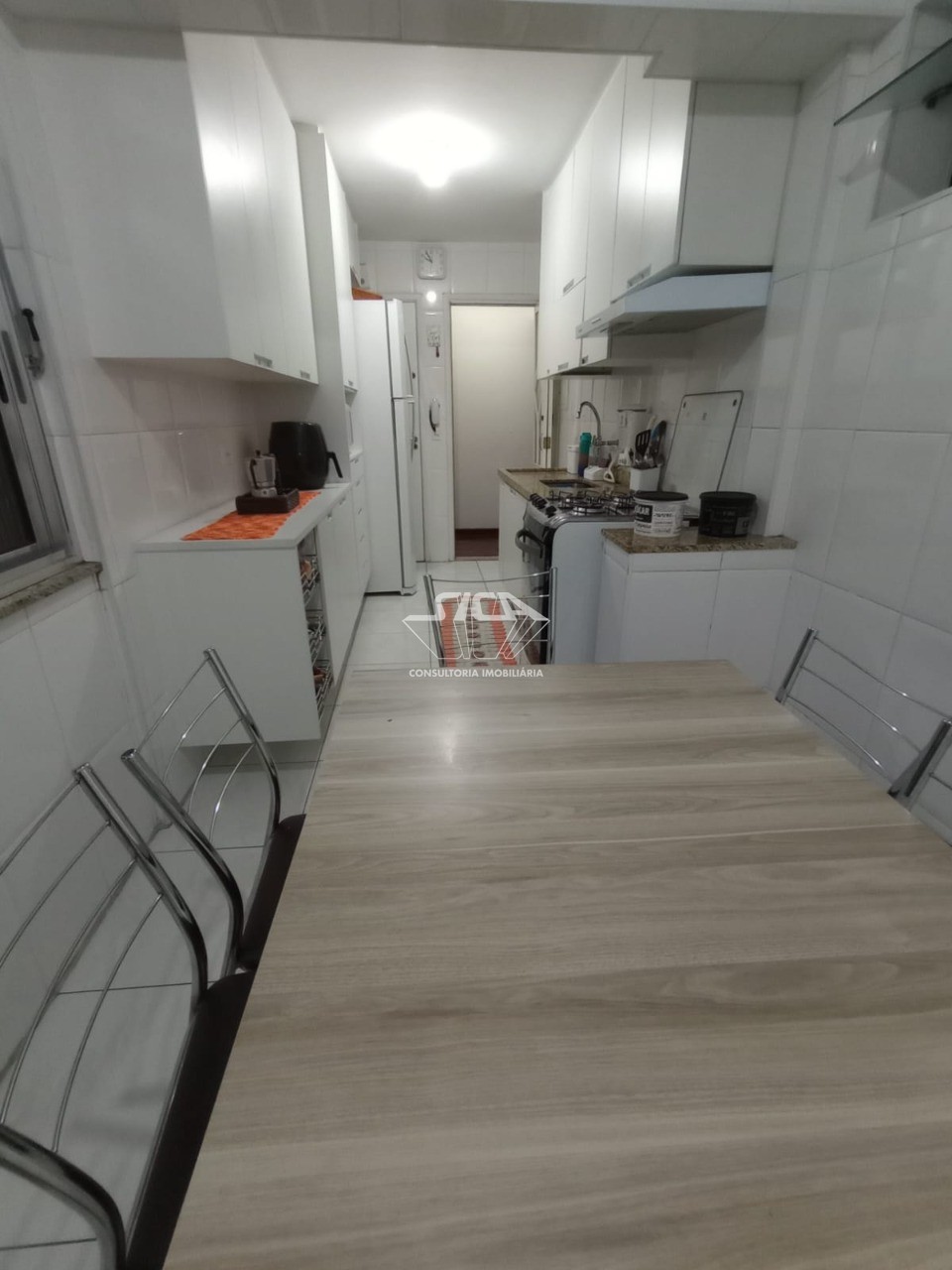 Apartamento para alugar com 3 quartos, 99m² - Foto 4