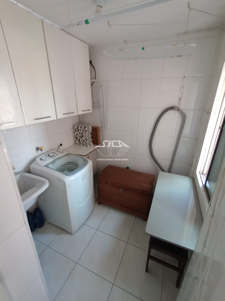 Apartamento para alugar com 3 quartos, 99m² - Foto 11