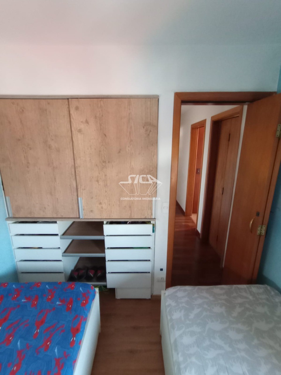 Apartamento para alugar com 3 quartos, 99m² - Foto 7