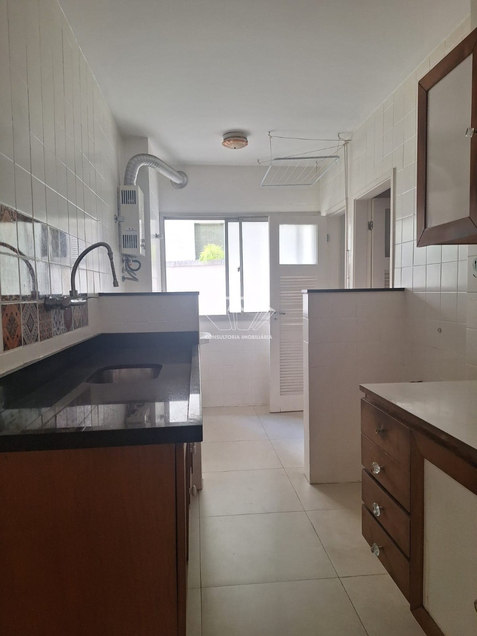 Apartamento à venda com 2 quartos, 63m² - Foto 29