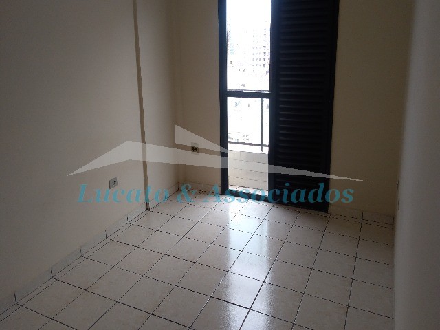 Apartamento para alugar com 2 quartos, 68m² - Foto 20