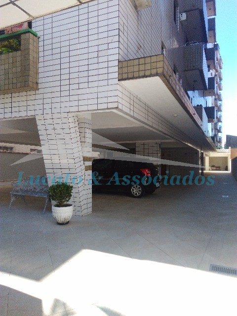 Apartamento à venda com 2 quartos, 66m² - Foto 3